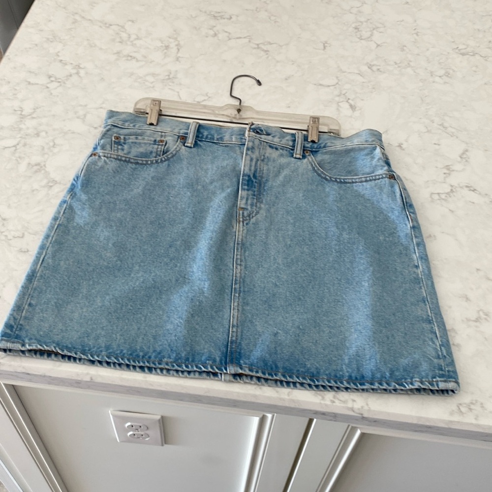 Y2K Levi Denim Jean Skirt Size 32